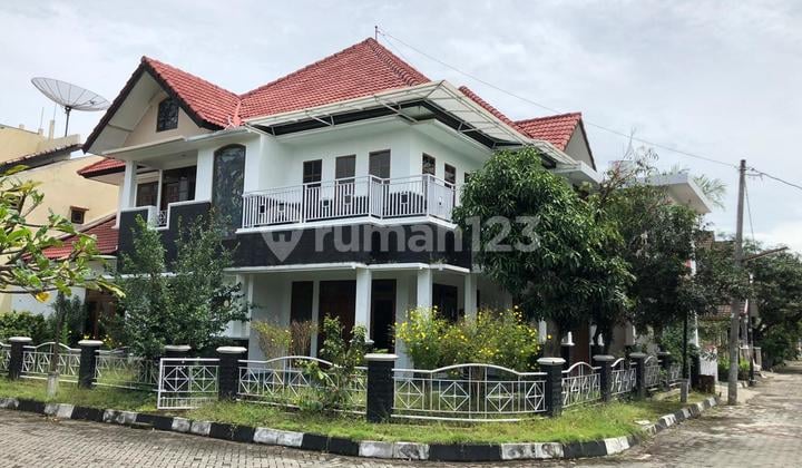 Rumah 2 Lantai Dalam Perum di Jalan Kaliurang Km. 7, Ngaglik