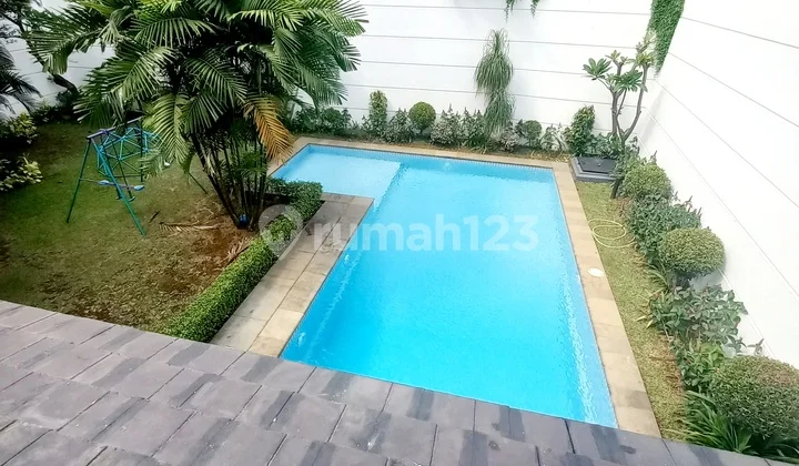 Eksklusif Rumah Mewah Disewakan – Permata Hijau, Jakarta Selatan