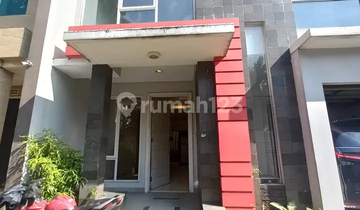 Dijual Rumah Senayan Golf Residence