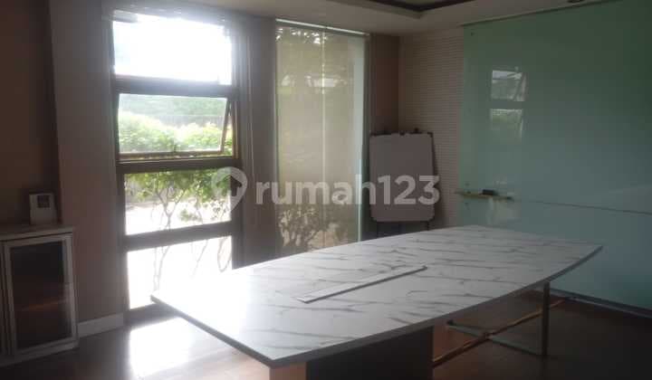 For Rent: Commercial Space in Senayan