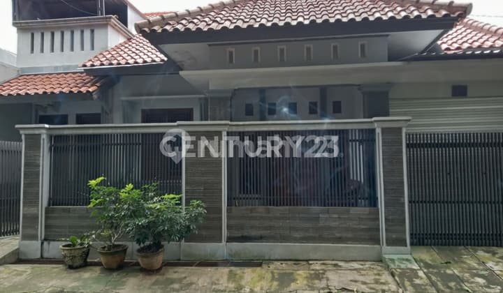 Rumah Stategis Dekat Stadion Bima