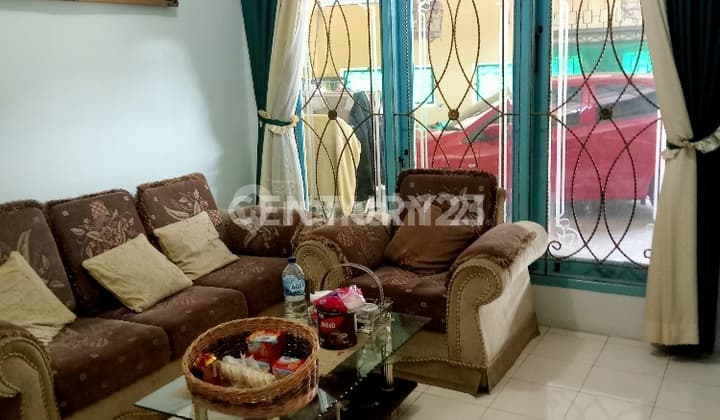 Rumah Strategis Belakang Terminal Harjamukti