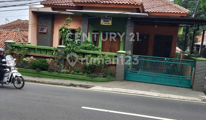 Rumah Sangat Strategis Di Pinggir Jl Raya Sumber - Sidawangi