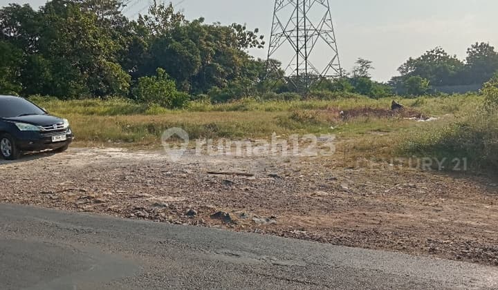Land For Sale By Main Road, Very Strategic Location.
