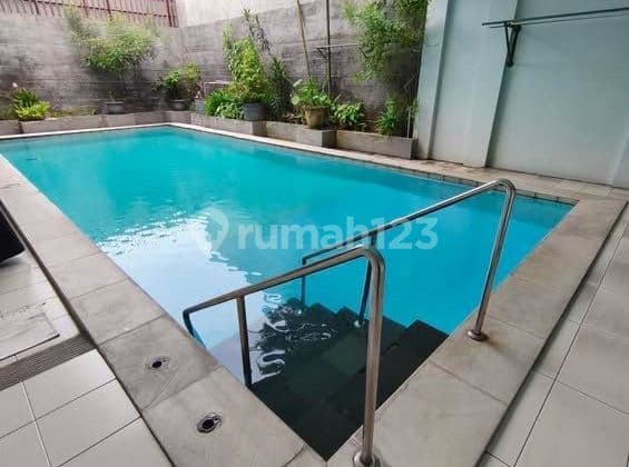 Rumah Bagus di Bangka Kemang, Jakarta Selatan