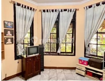 Hot Sale Rumah Bagusmbatu Strategis di Jakarta Selatan