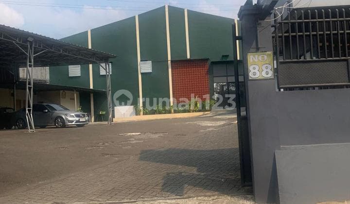Gudang Siap Pakai di Jl Merpati Raya Ciputat Tangerang Selatan