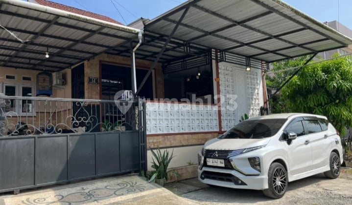 Rumah Bagus Furnished di Arisco sambutan, Samarinda