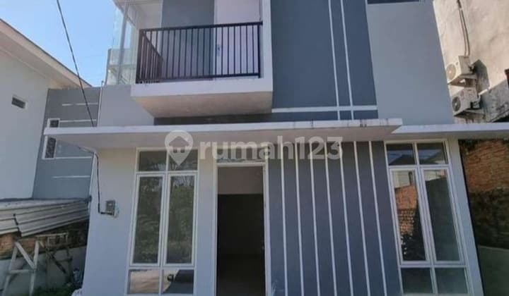 Rumah 2 Lantai Perumahan regency, Balikpapan