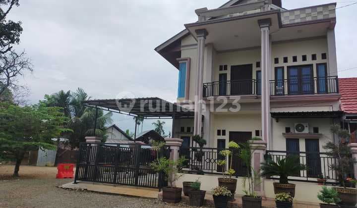 Rumah Besar Komplek bukit asri. Kuranji. Padang.