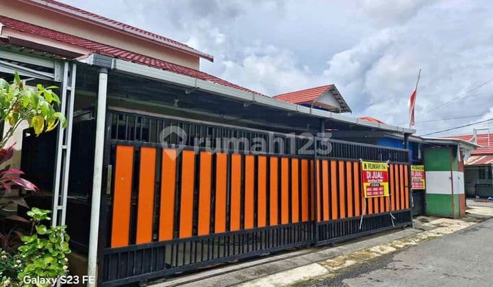 Rumah, 1 Lantai, Komplek Kayu Bulan. Sungai Andai. Banjarmasin Utara. Banjarmasin