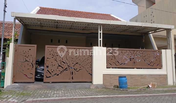 Rumah Bagus di Mangunharjo, Tembalang Semarang