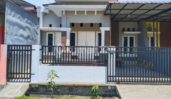 Rumah SHM Perum Green Riverside, Koto baru, Padang