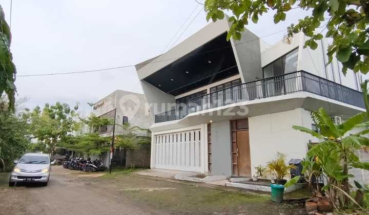 Rumah Semi Furnished, di kaplingan DPRD , kota blora
