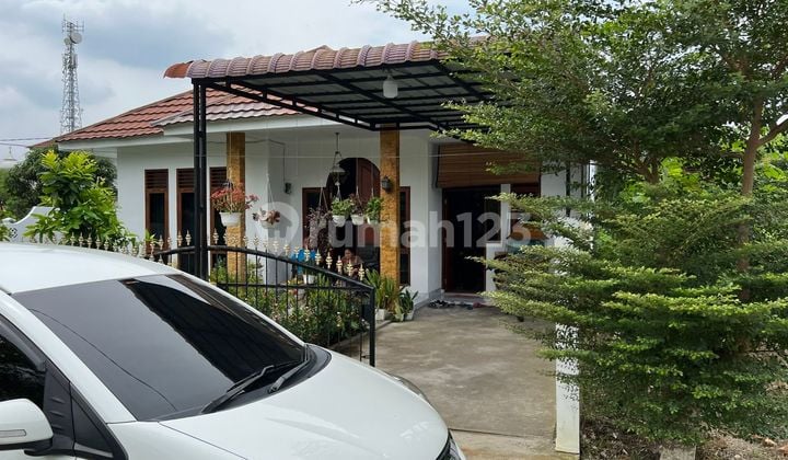House, 1 Floor, Jln. Pendidikan. Sialang, Tuah Madani, Pekanbaru.
