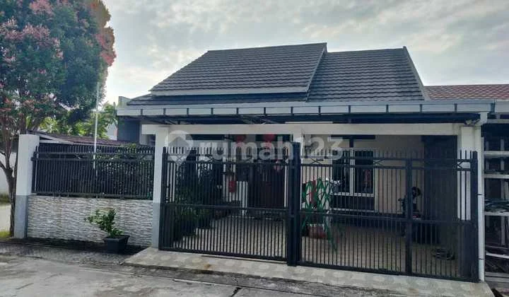 Rumah Siap Huni. Full Furnished. Perumahan Royal Ressidence