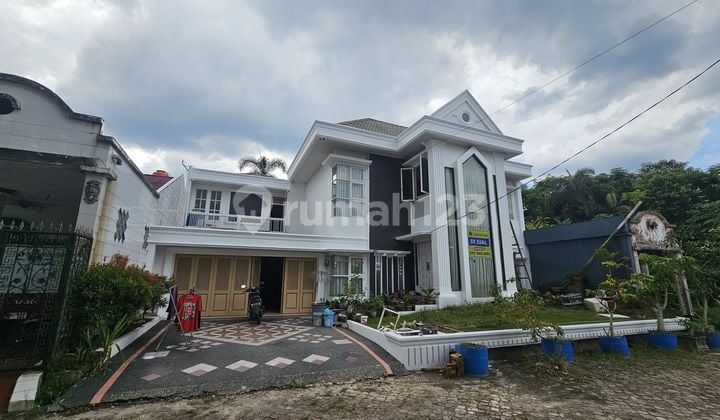 House, 2 Floors, in Panorama Taman Raya, Botanica Springhill, Rumbai Pekanbaru.