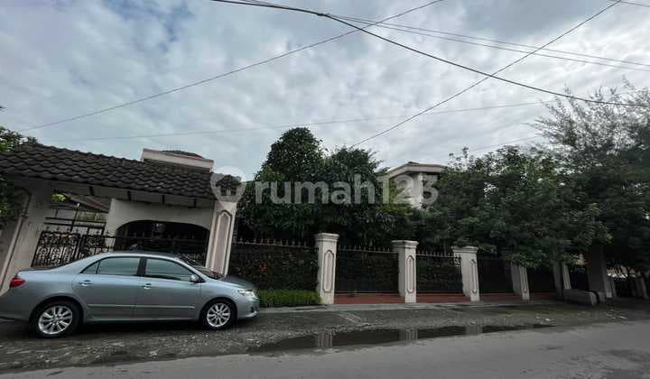 Rumah Semi Furnished Jln. Sei tuan medan , baru