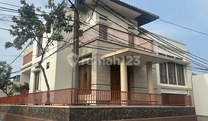 Dijual Cepat Siap Huni Rumah Strategis Kom. Pondok Hijau Ciputat