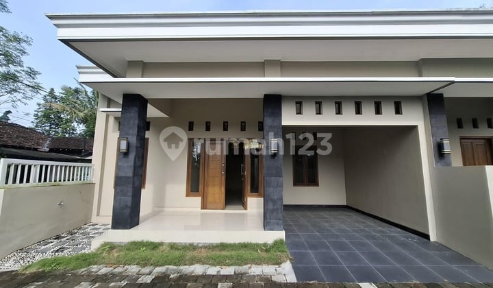 Rumah Cantik Siap Huni, Dekat Smpn 2 Kalasan di Purwomartani