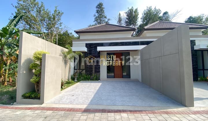 Beautiful House 2 Units, Near UII Campus in Ngaglik