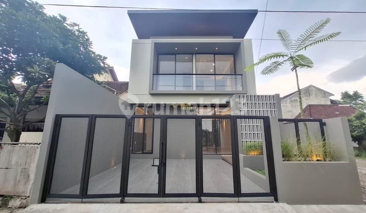 Rumah Siap Huni 2 Lantai Full Furnished Dekat Pasar Gentan Sleman