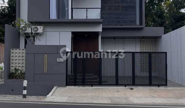 Rumah Baru 2 Lantai Full Furnished di Ngaglik Dekat Kampus Ugm