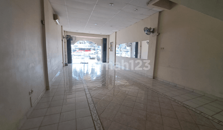 Disewakan Ruko Gading Serpong Boulevard Hadap Jalan Tangerang, Banten