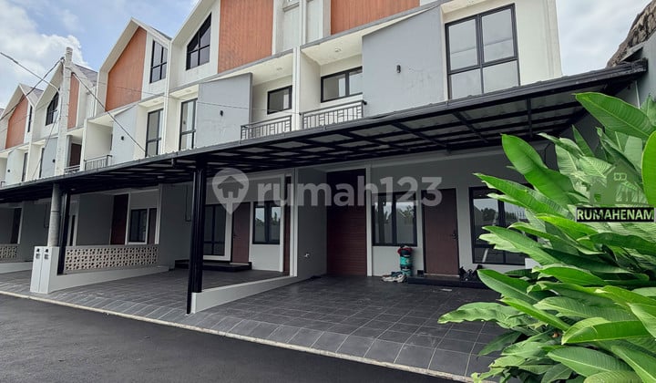 Rumah Minimalis Siap Huni Dekat Mal The Park di Cinangka