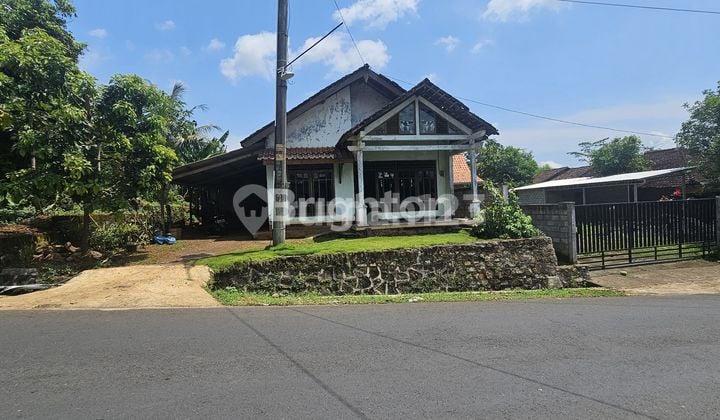 RUMAH ASRI, SIAP HUNI DI PINGGIR JALAN UTAMA UNGARAN - MRANGGEN