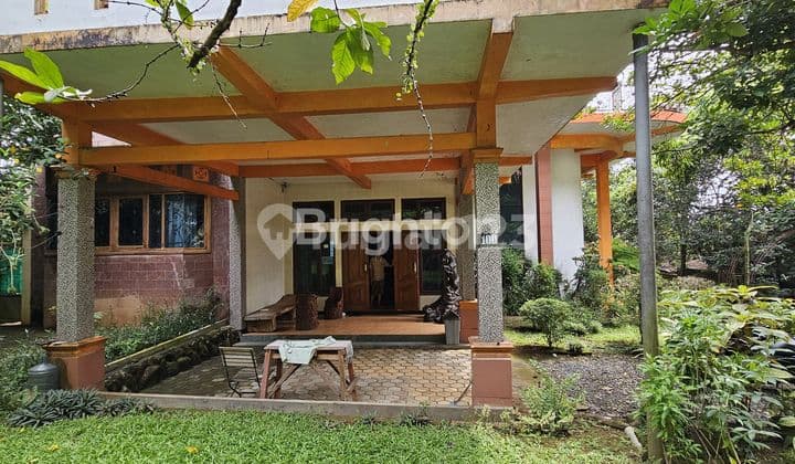 RUMAH ASRI DAN KLASIK DI UNGARAN TIMUR DEKAT EXIT TOL