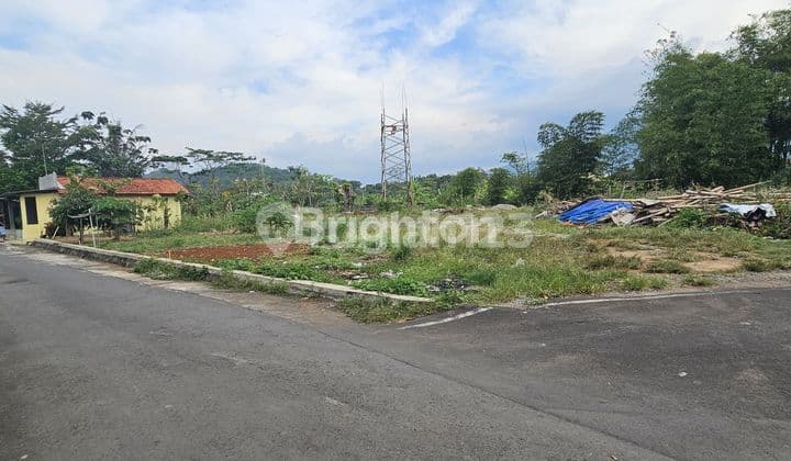TANAH DI PEMUKIMAN PADAT PENDUDUK DI SUSUKAN UNGARAN TIMUR