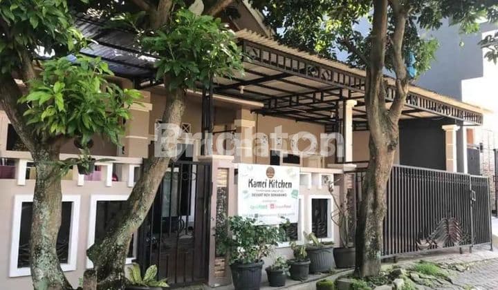 RUMAH MODERN MINIMALIS SIAP HUNI DI W. MONGONSIDI SEMARANG