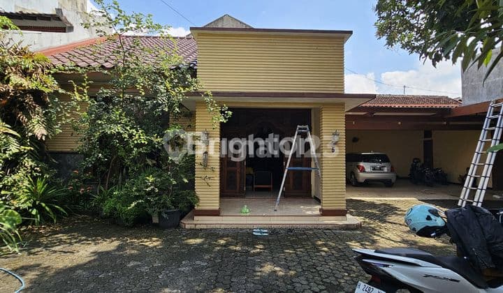 RUMAH SIAP HUNI ( EX. KANTOR ) DI TENGAH KOTA UNGARAN BARAT