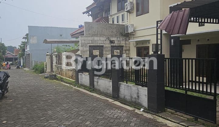 RUMAH SIAP HUNI / NEGO KERAS, DI NGESREP BANYUMANIK DEKAT UNDIP