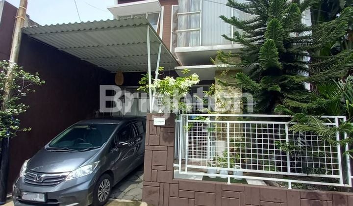 RUMAH ESTETIK INSTAGRAMMABLE DI SEMARANG TIMUR