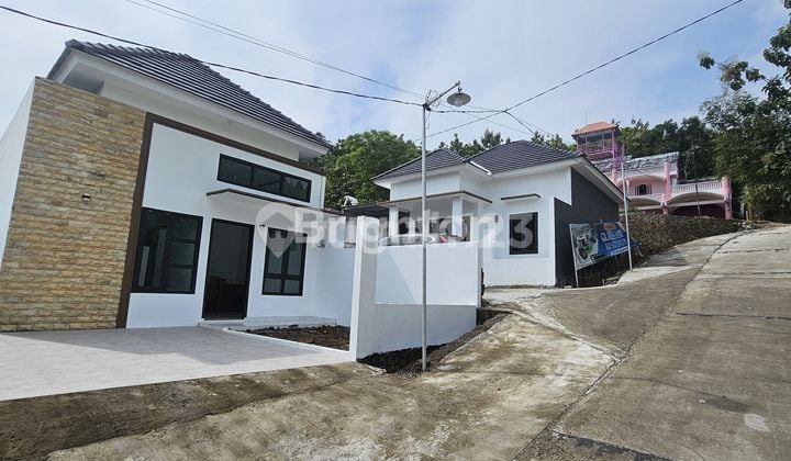 RUMAH SIAP HUNI & SIAP BANGUN MINIMALIS DI ROWOSARI TEMBALANG