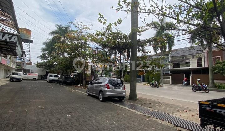 Dijual Ruko 2 Lantai Full Bangunan Luas 240 M². Siap Pakai, Area Parkir Luas Tidak Berbayar Bisa Di Jadikan Tempat Usaha/ Kantor Di Kawasan Arcamanik. Bandung