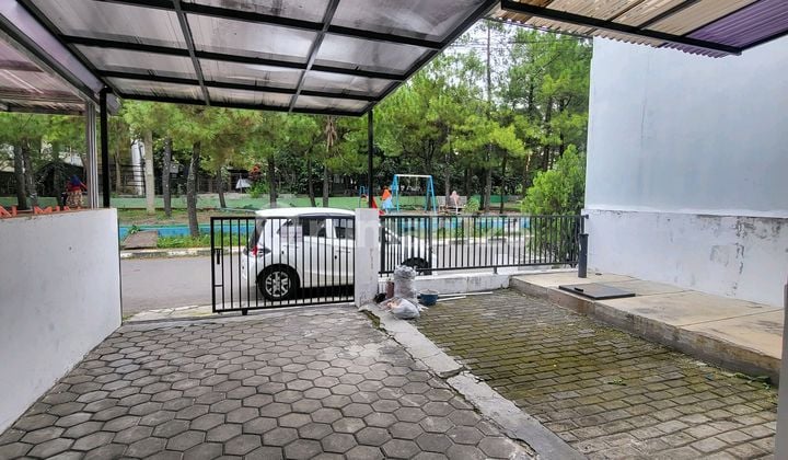 Disewakan Rumah Bagus 1 Lantai Luas 133 M2, 2 Kamar Tidur Siap Huni, Cocok Dijadikan Hunian/ Kantor. Depan Taman, Keamanan 24 Jam, Antapani Bandung