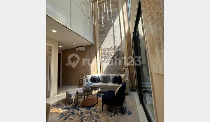 For Sale Luxury And Elite House In The Heart Of East Jakarta With Easy Access