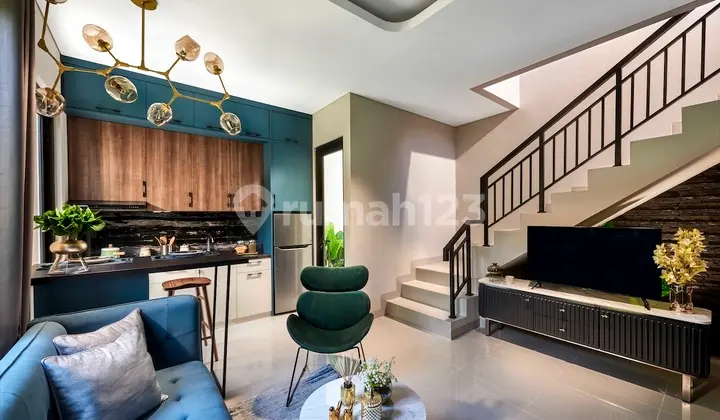 Rumah Mewah 2 Lantai Kawasan Luas Depan Pintu Toll dan Dekat Sekolah