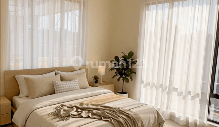 Ready to Occupy 5BR 2-Story House in Batam, Complete Facilities