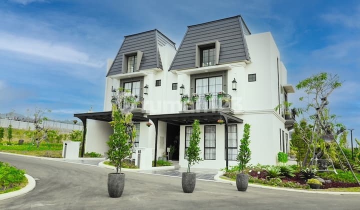 For Sale Rumah Elit 2 Lantai di Bogor Fasilitas Sangat Lengkap Plus View Gunung