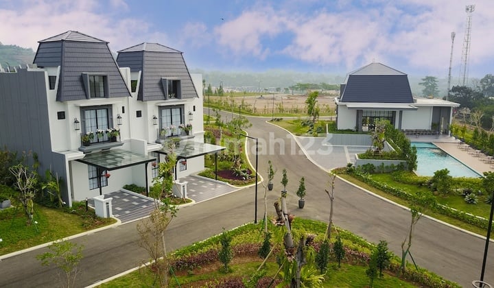 Siap Huni Rumah Elit 2 Lantai dengan 4 Kamar Tidur di Kawasan Asri Bogor