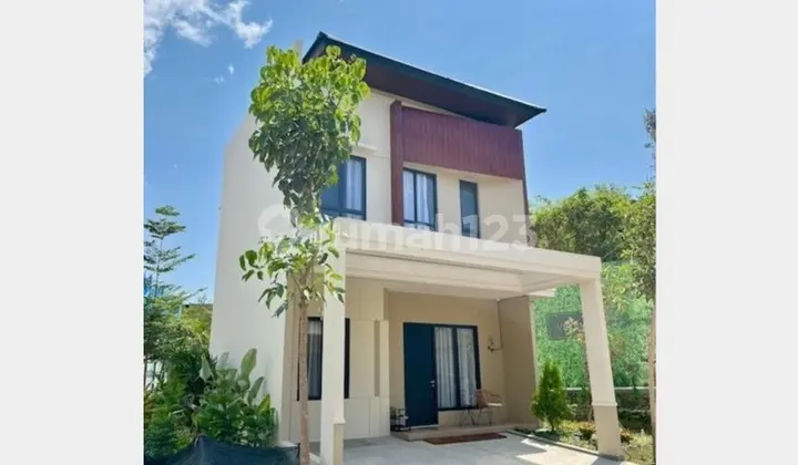 Rumah Bagus 2 Lantai dan 4 Bedroom di Kawasan Elit Makassar