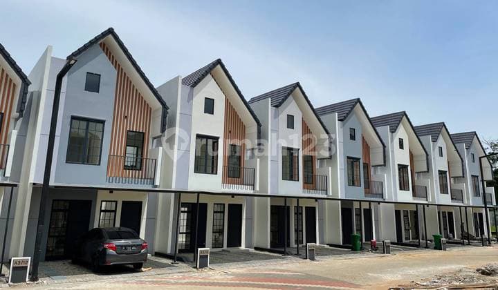 For Sale New 2-Story House Good Condition Strategic Location Near School