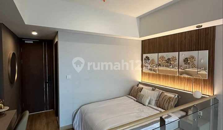 Penthouse Modern Mewah Strategis Dekat Mall, Stasiun, dan Toll Di Jakarta Selatan