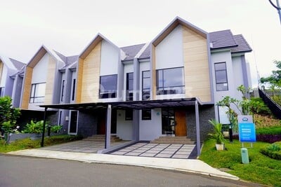 Dijual Rumah Baru 2 lantai 3 br di Bogor View Asri