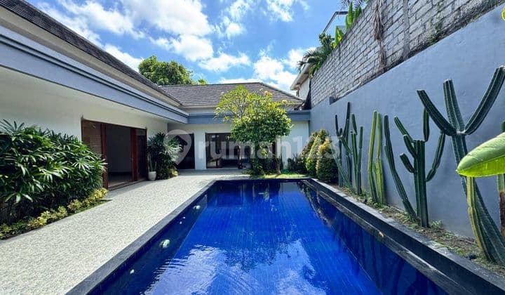 2BR Villa For Rent in Central Berawa, Canggu