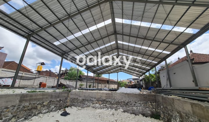 Warehouse with 40ft Container Truck Access in Ubung, Bali
